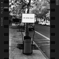 Fig. 11. Altra fotografia della serie Estudio sobre la felicidad, Alfredo Jaar, Santiago del Cile, 1980.