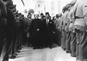 Hajj Amīn al-Ḥusaynī visiting a village in Galilee on 23 April 1947. Source of the photo: Israel Defence Forces Archives.